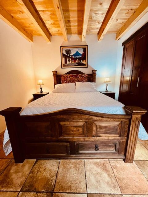 Spacious Gem In The Heart Of Antigua Ferienhaus